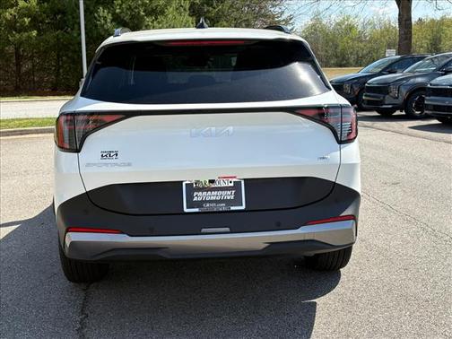 Snow White Pearl 2026 Kia Sportage Hybrid EX