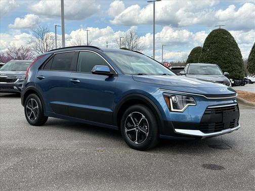 2023 Kia Niro EX