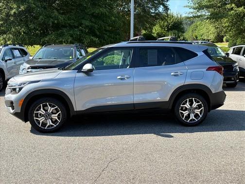 Steel Gray 2022 Kia Seltos EX