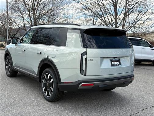 Ivory Silver 2027 Kia Telluride S