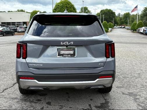 2025 Kia Sorento EX