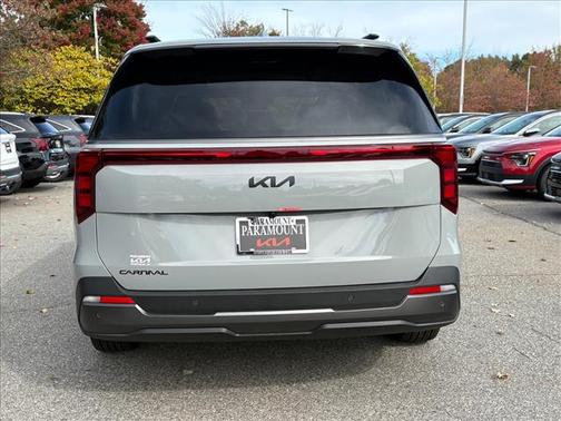 2026 Kia Carnival SX