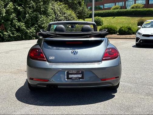 2018 Volkswagen Beetle 2.0T SE