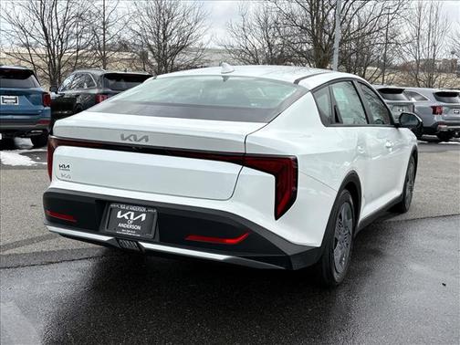 2026 Kia K4 LX