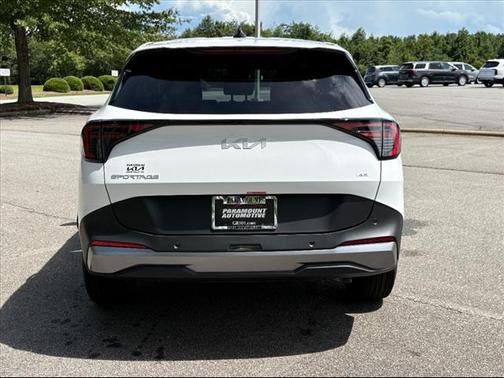 2026 Kia Sportage LX
