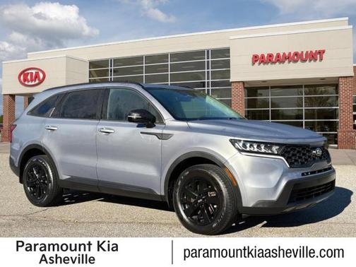 Everlasting Silver 2021 Kia Sorento S