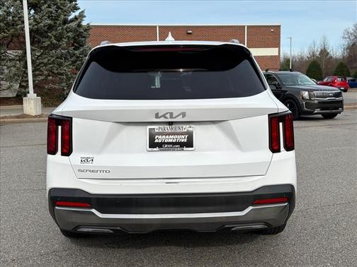 2024 Kia Sorento S