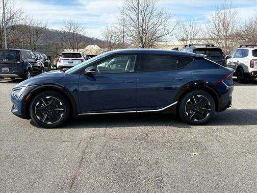 2025 Kia EV6 Wind