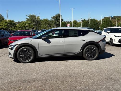 2025 Kia EV6 Light Long Range