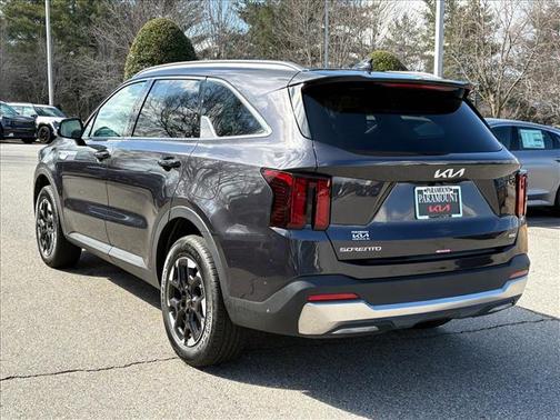2025 Kia Sorento S