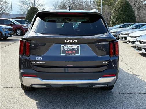 2025 Kia Sorento S