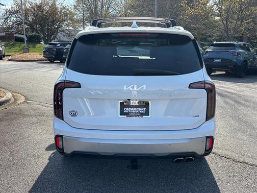 Glacial White Pearl 2024 Kia Telluride SX Prestige