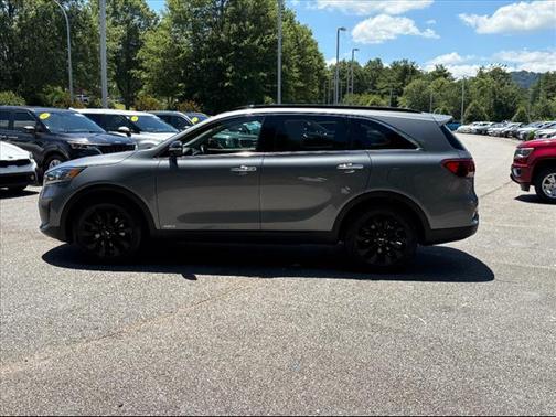 2020 Kia Sorento S