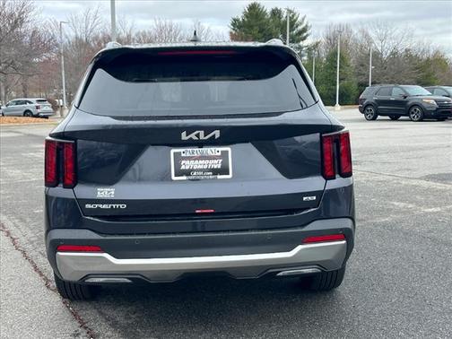 2025 Kia Sorento S