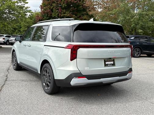 2026 Kia Carnival Hybrid EX