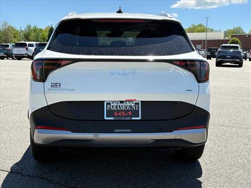 Snow White Pearl 2026 Kia Sportage Hybrid EX
