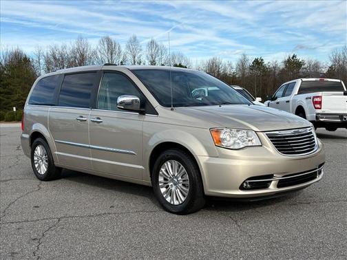 2013 Chrysler Town & Country Limited