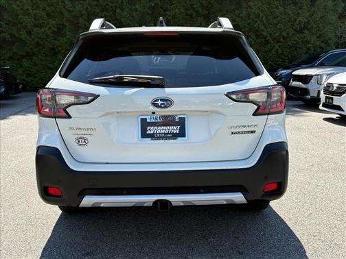 Crystal White Pearl 2023 Subaru Outback Touring XT