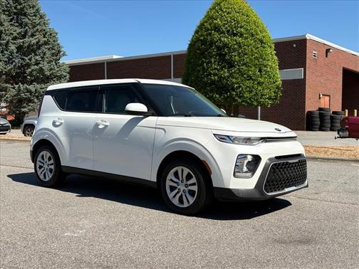 Snow White Pearl 2020 Kia Soul LX