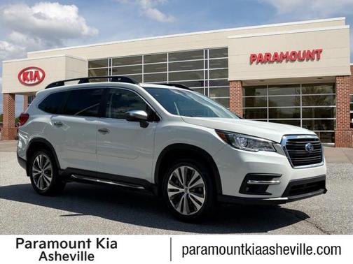 Crystal White Pearl 2022 Subaru Ascent Touring 7-Passenger