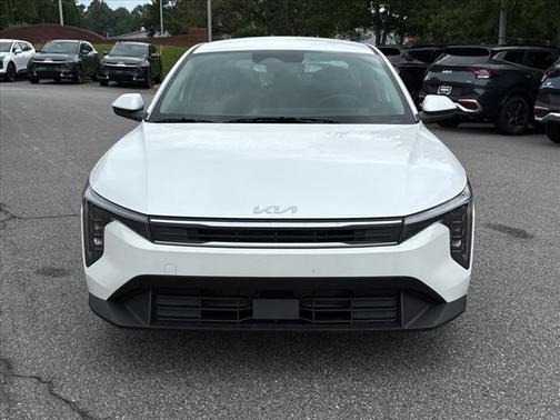 2025 Kia K4 LX