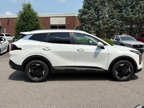 Snow White Pearl 2026 Kia Sportage Hybrid EX