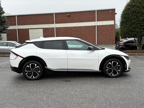 2023 Kia EV6 Wind