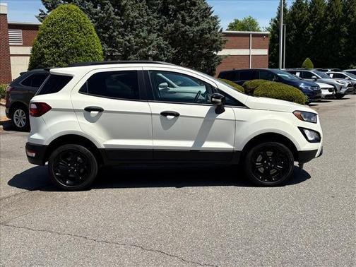 Diamond White 2021 Ford EcoSport SES
