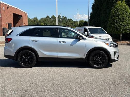 2020 Kia Sorento S