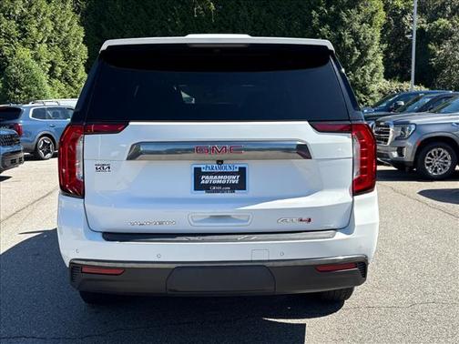 2021 GMC Yukon XL 4WD AT4