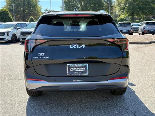 Ebony Black 2027 Kia Sportage EX