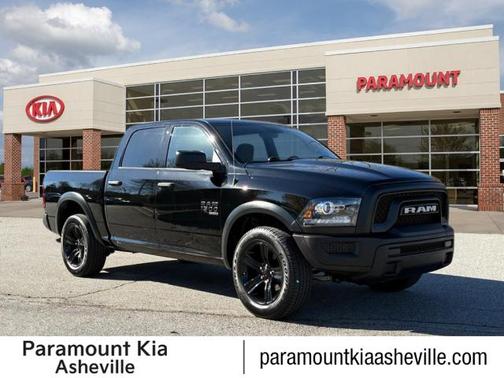 2024 RAM 1500 Classic Warlock Crew Cab 4x4 5'7' Box