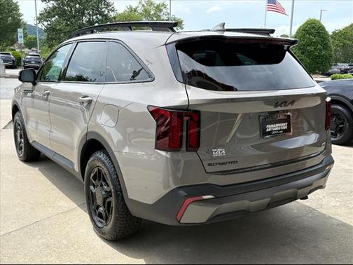 2025 Kia Sorento SX