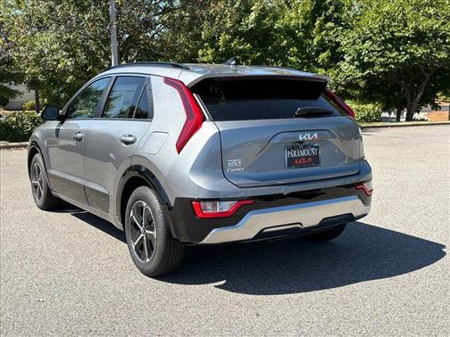 2025 Kia Niro SX