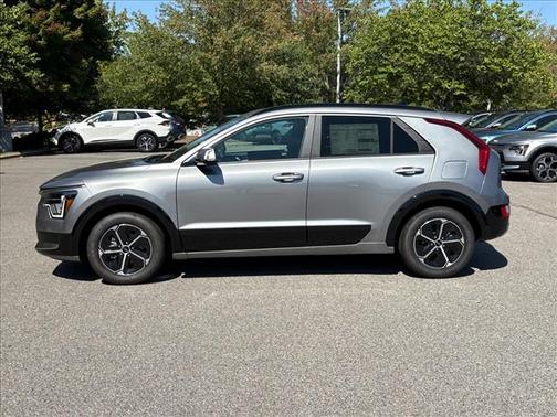 2025 Kia Niro SX