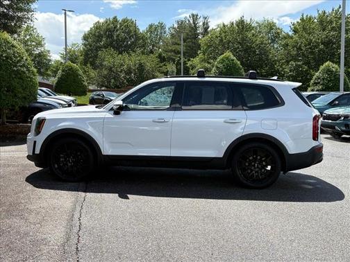 Glacial White Pearl 2022 Kia Telluride SX