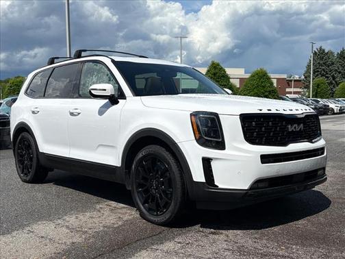 Glacial White Pearl 2022 Kia Telluride SX