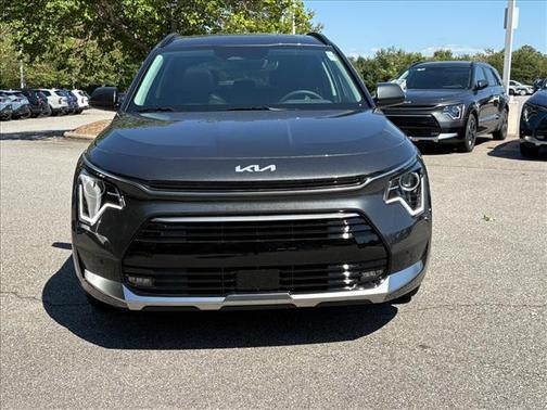 2025 Kia Niro SX