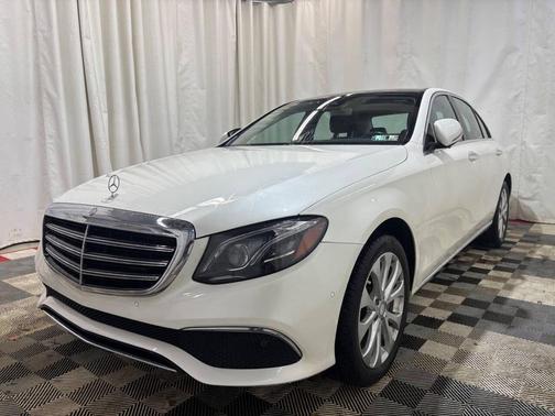 2017 Mercedes-Benz E-Class 4MATIC