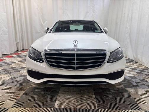 2017 Mercedes-Benz E-Class 4MATIC