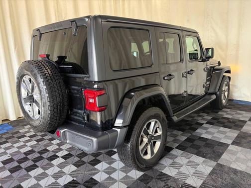 Black Clear Coat 2018 Jeep Wrangler Unlimited Sahara