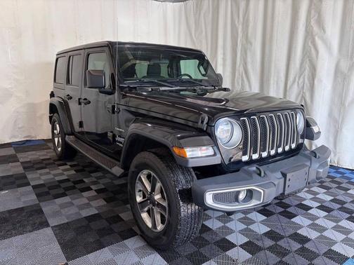 Black Clear Coat 2018 Jeep Wrangler Unlimited Sahara