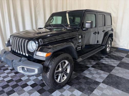 Black Clear Coat 2018 Jeep Wrangler Unlimited Sahara