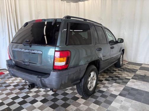 2004 Jeep Grand Cherokee Laredo