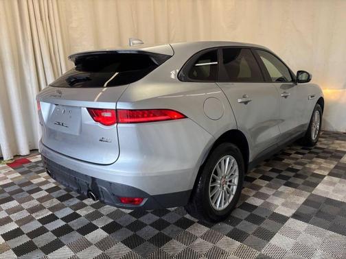 2017 Jaguar F-PACE 35t