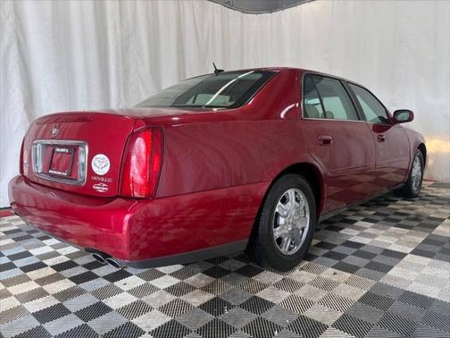 2005 Cadillac DeVille Base