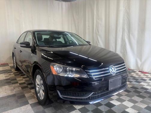 2015 Volkswagen Passat 1.8T S