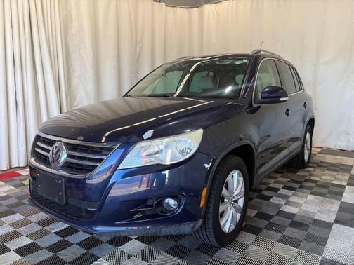 2011 Volkswagen Tiguan SE