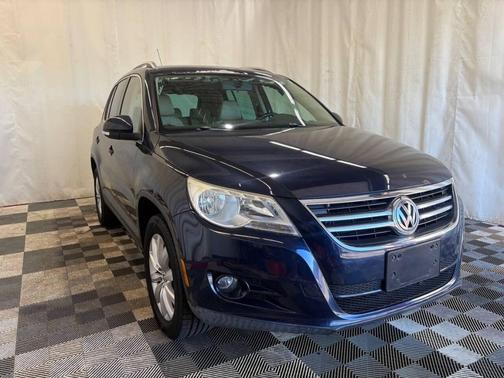 2011 Volkswagen Tiguan SE