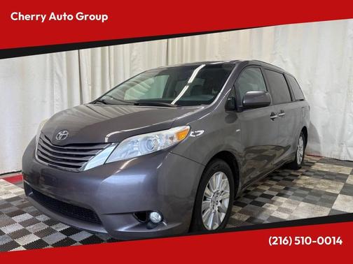 2016 Toyota Sienna XLE